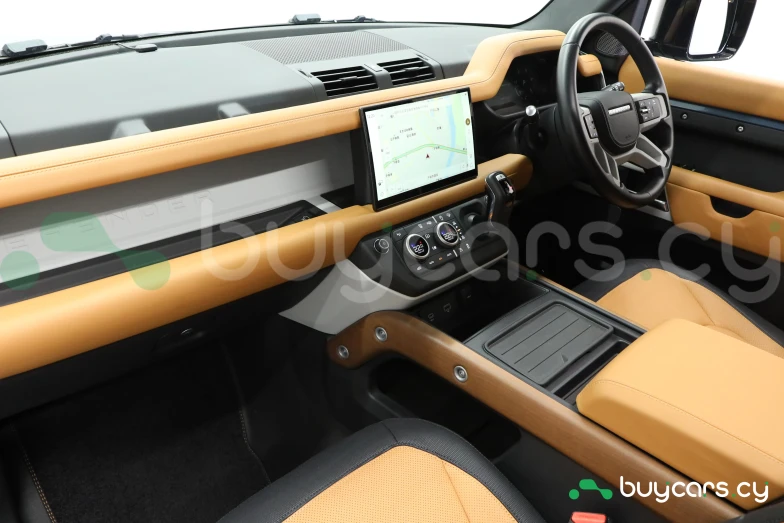 Land Rover Defender Синий