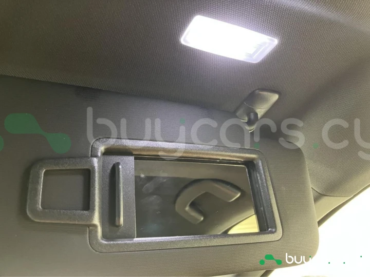 Volkswagen T-Roc Blue