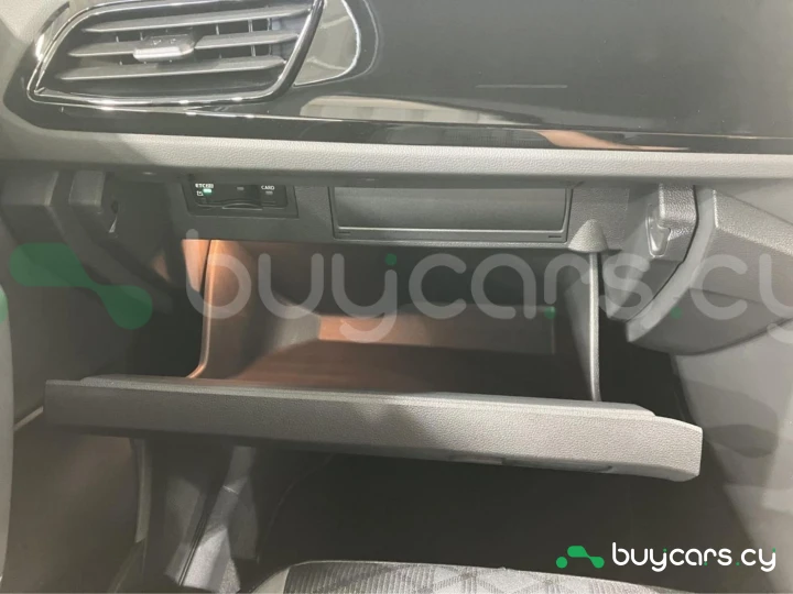 Volkswagen T-Roc Blue