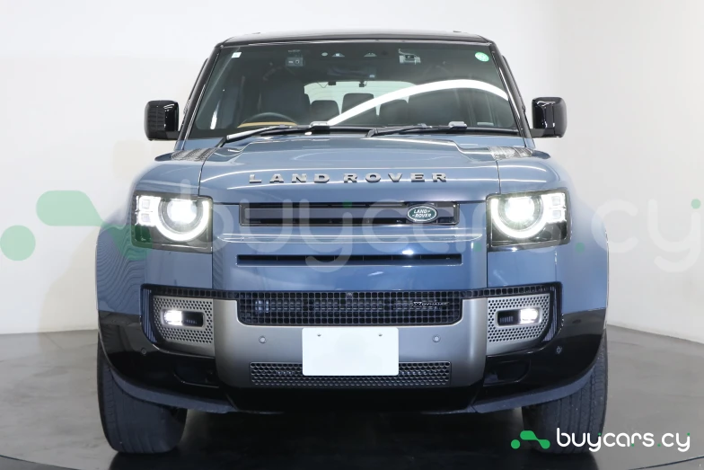 Land Rover Defender Синий