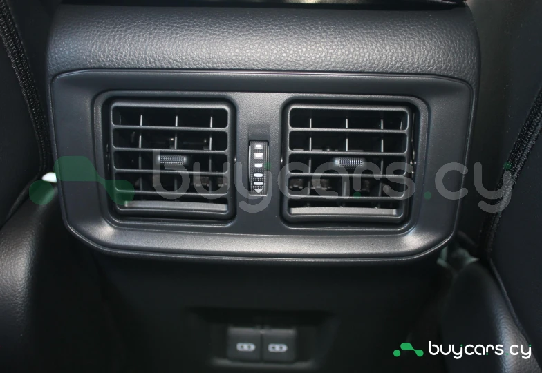 Toyota RAV4 Черный