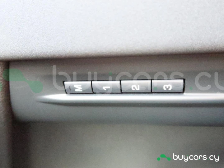 Land Rover Range Rover Evoque Grey