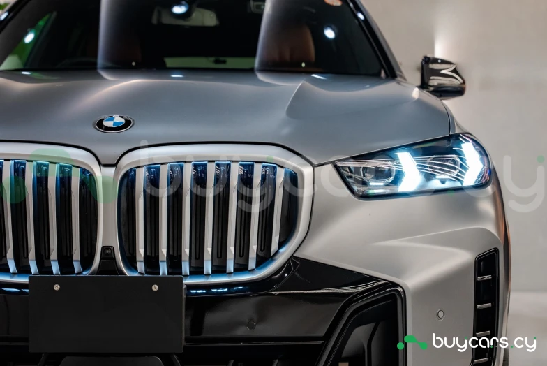 BMW X5 Серый