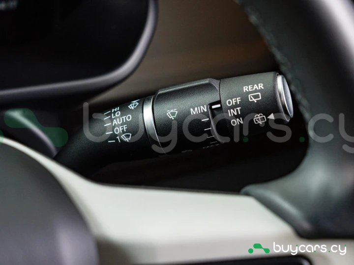 Land Rover Defender White