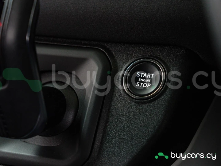 Land Rover Defender White