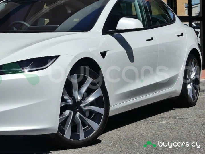 Tesla Model 3 White