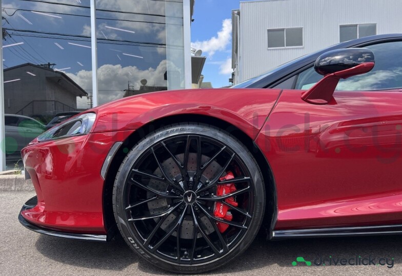 McLaren GT Red