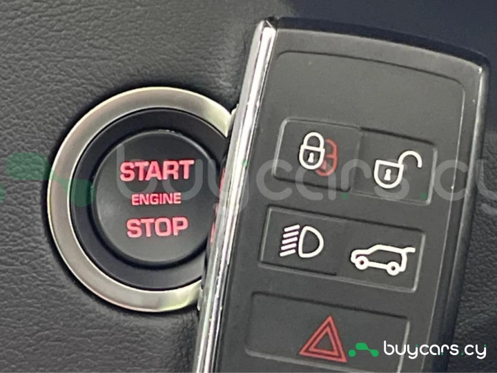 Jaguar E-Pace Серый