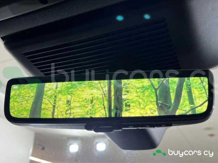 Jaguar E-Pace Серый