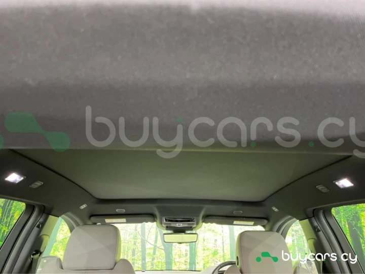 Jaguar E-Pace Серый