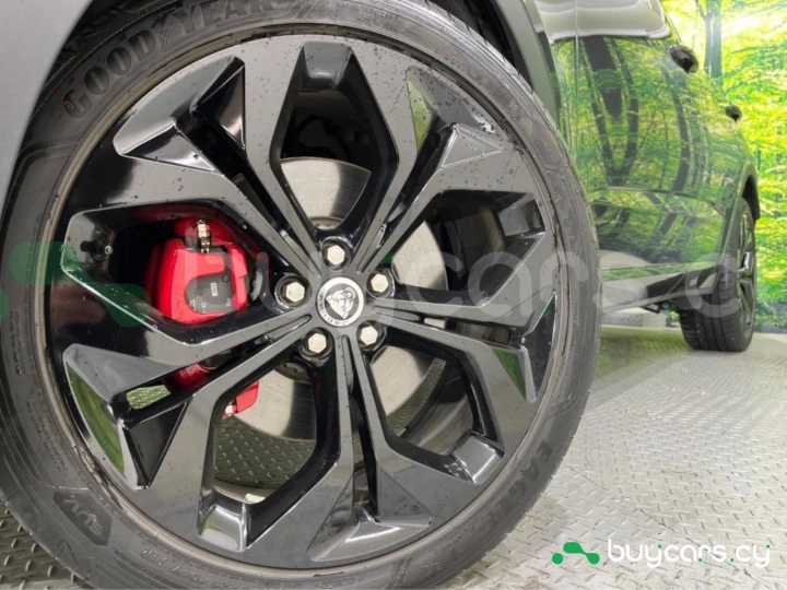 Jaguar E-Pace Серый