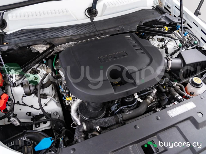 Land Rover Defender White