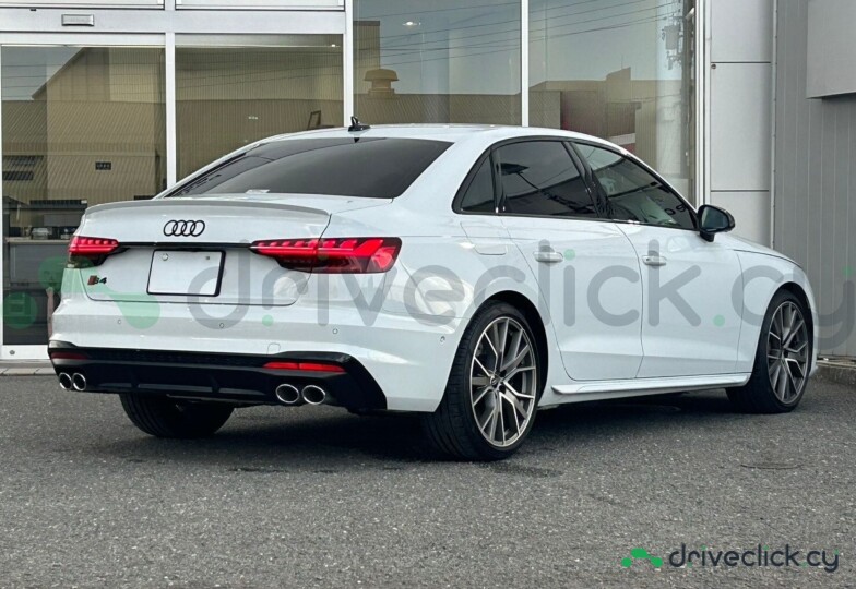 Audi S4 White