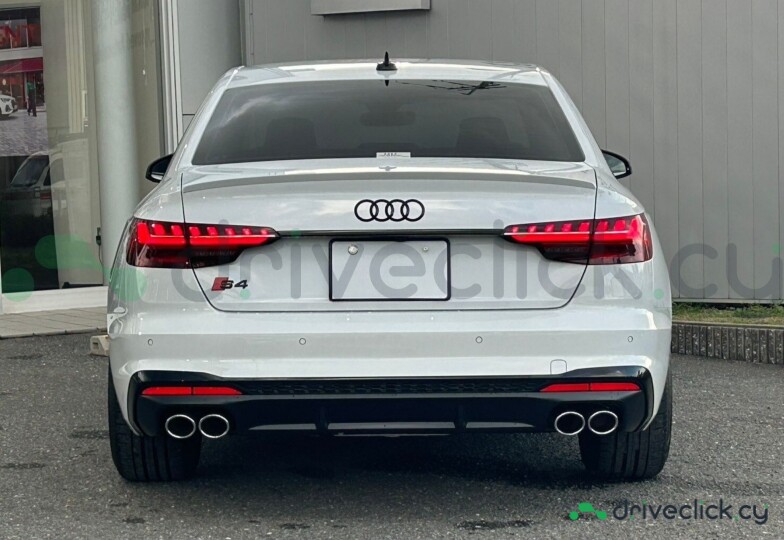 Audi S4 White