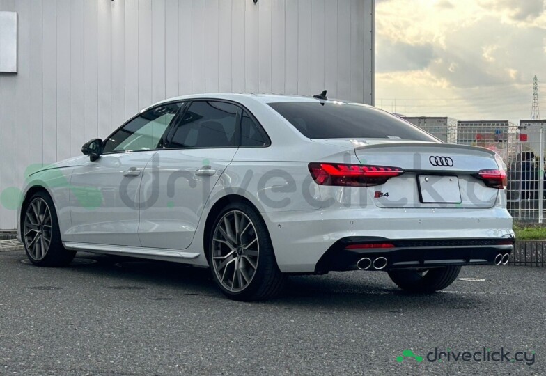 Audi S4 White
