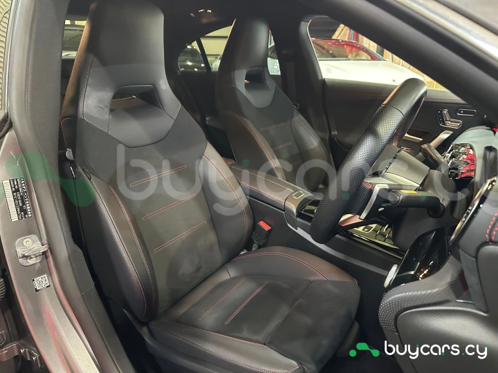 Mercedes CLA-class Серый