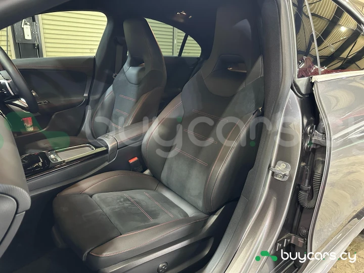 Mercedes CLA-class Серый