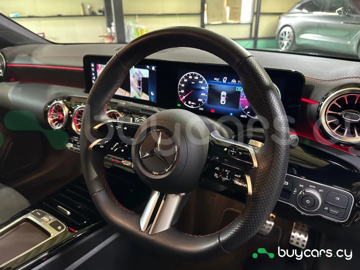 Mercedes CLA-class Серый