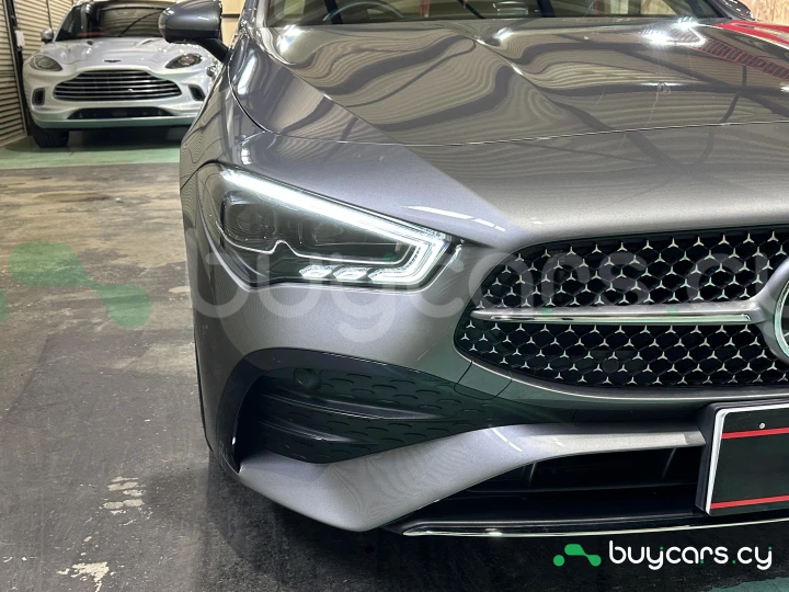 Mercedes CLA-class Серый