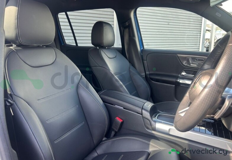 Mercedes GLB-class Синий