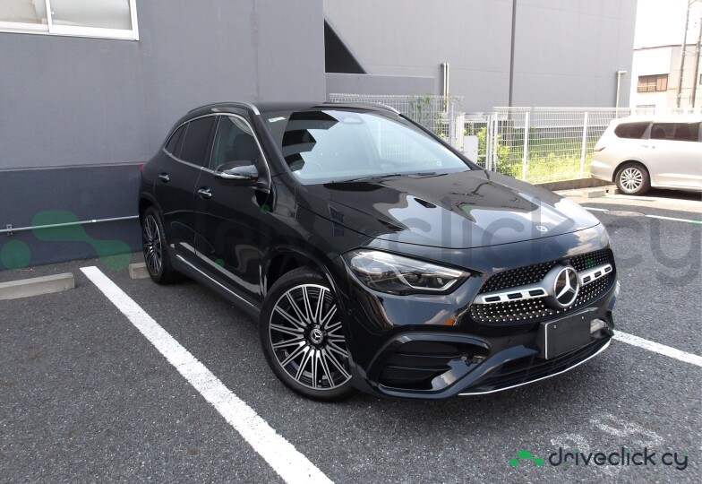Mercedes GLA-class Black