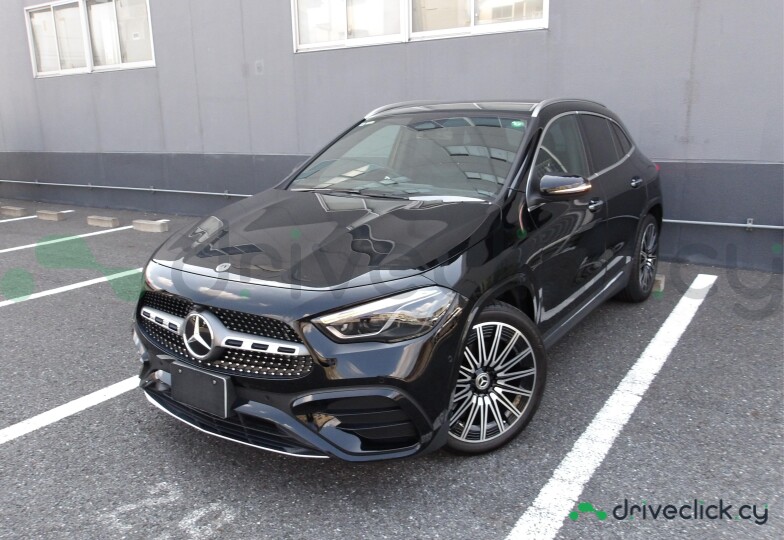 Mercedes GLA-class Black