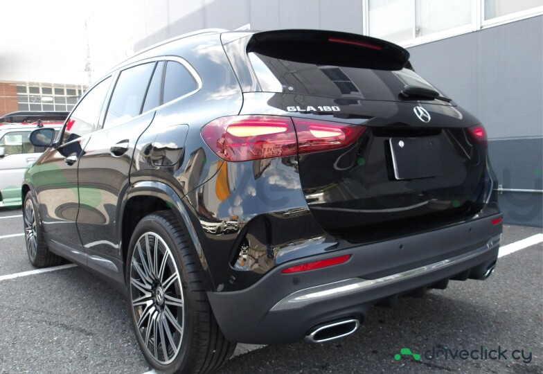Mercedes GLA-class Black