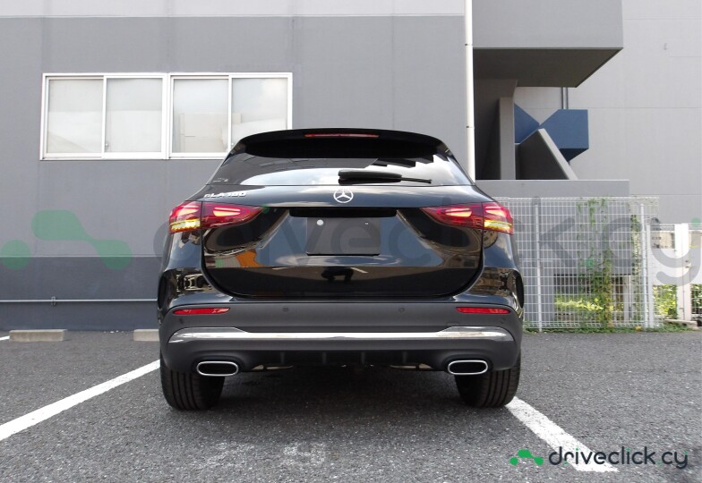 Mercedes GLA-class Black