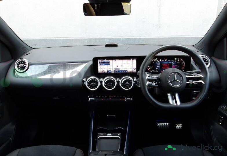 Mercedes GLA-class Black