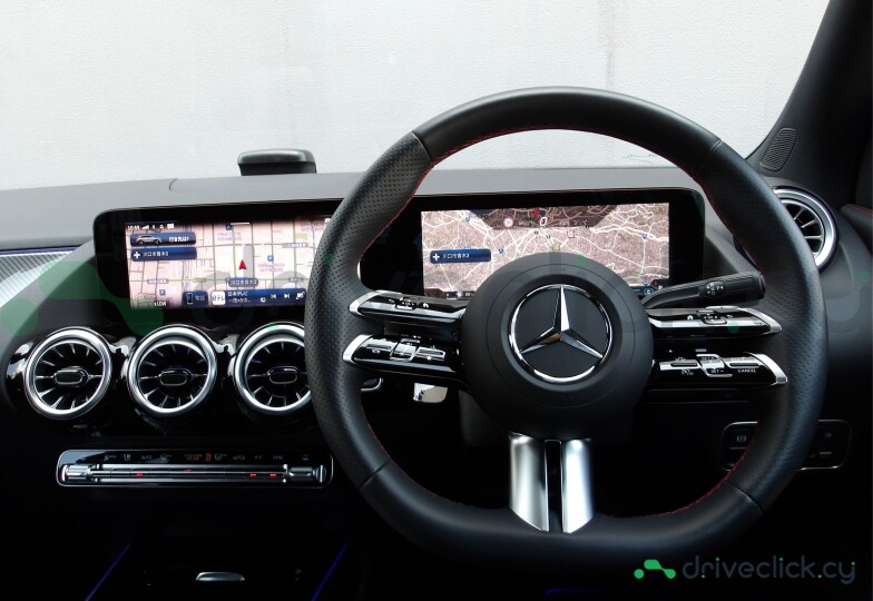 Mercedes GLA-class Black