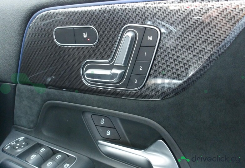 Mercedes GLA-class Black