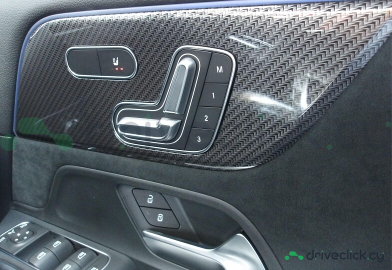 Mercedes GLA-class Black