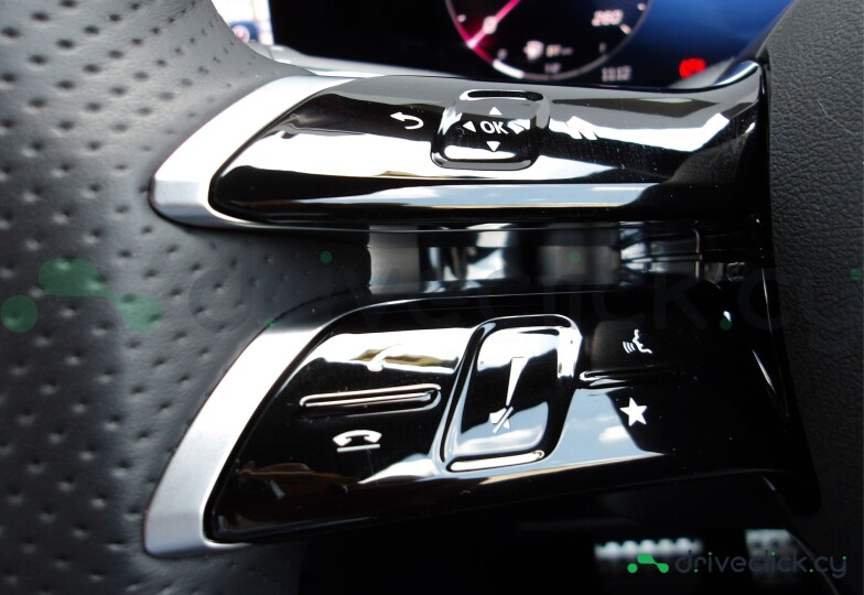 Mercedes GLA-class Black