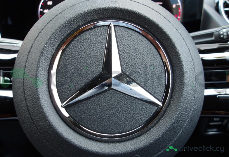 Mercedes GLA-class Black