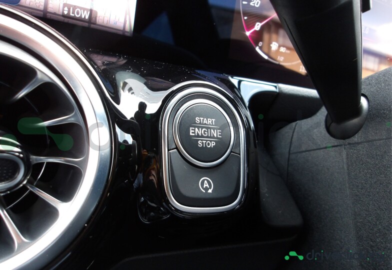 Mercedes GLA-class Black