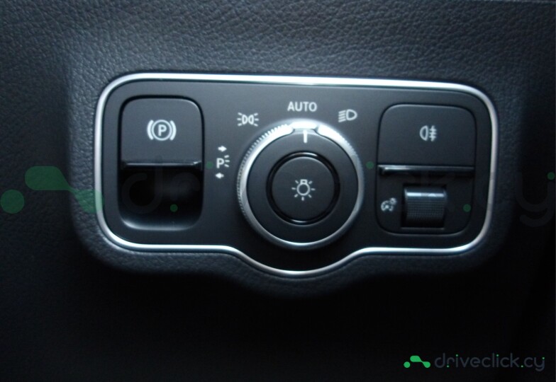 Mercedes GLA-class Black