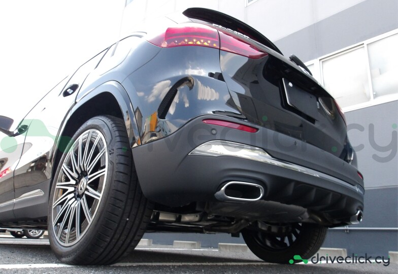 Mercedes GLA-class Black