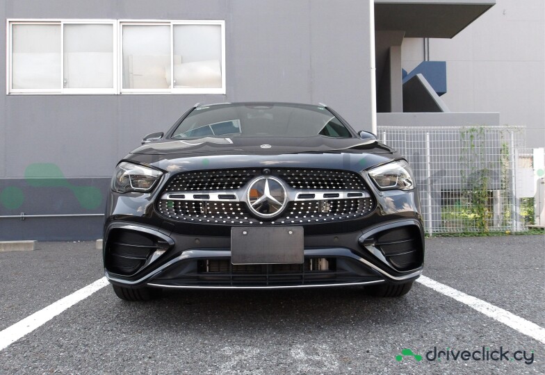 Mercedes GLA-class Black
