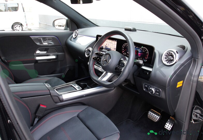 Mercedes GLA-class Black