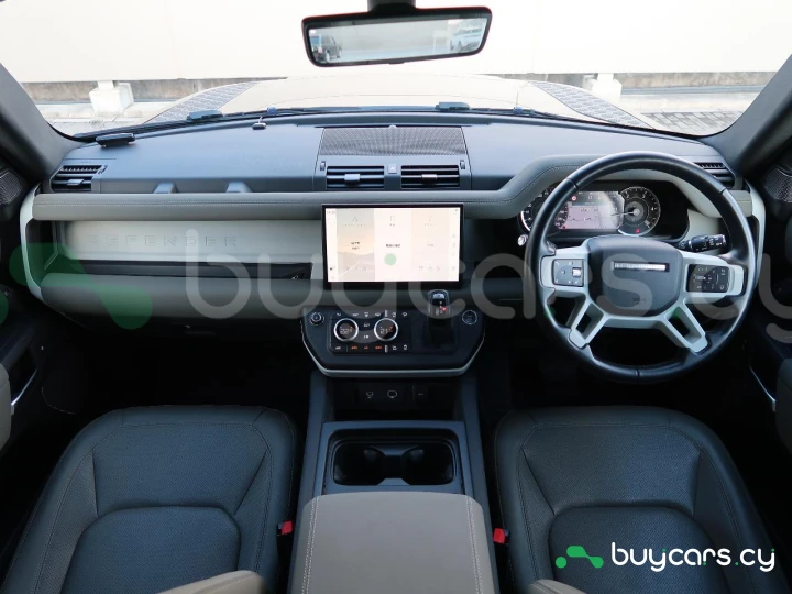 Land Rover Defender Черный