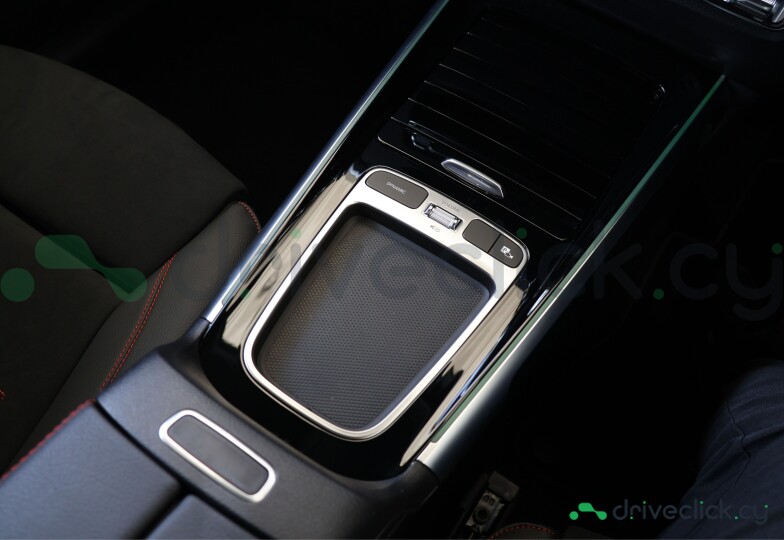 Mercedes GLB-class Black