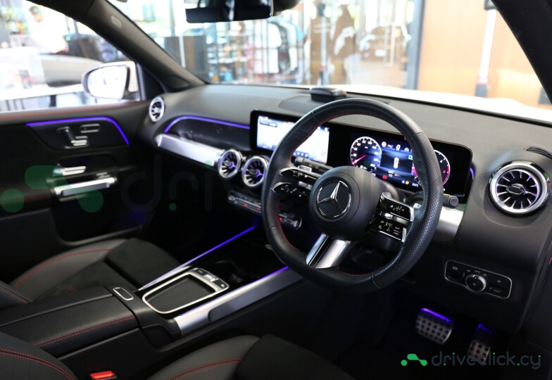 Mercedes GLB-class White