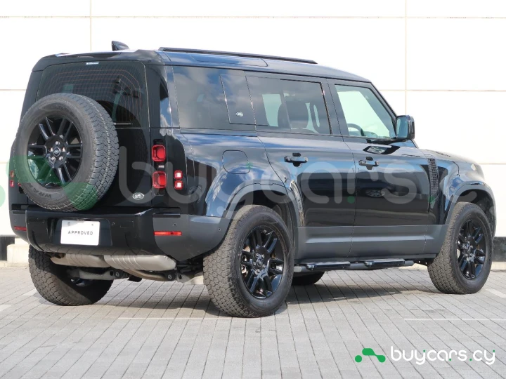 Land Rover Defender Черный