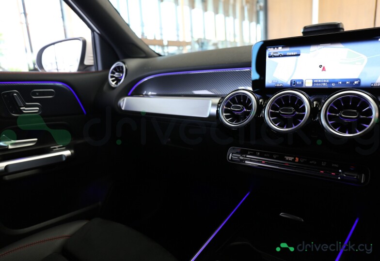 Mercedes GLB-class White