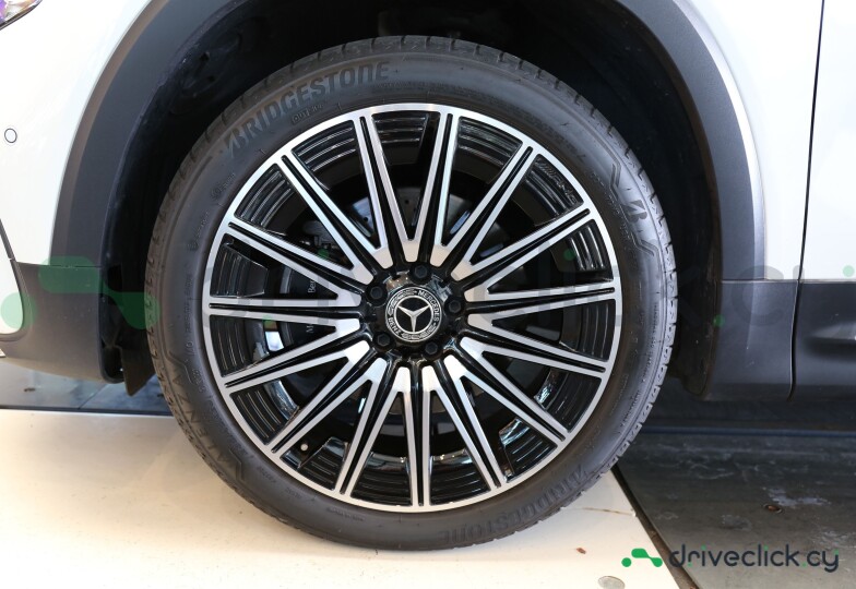 Mercedes GLB-class White