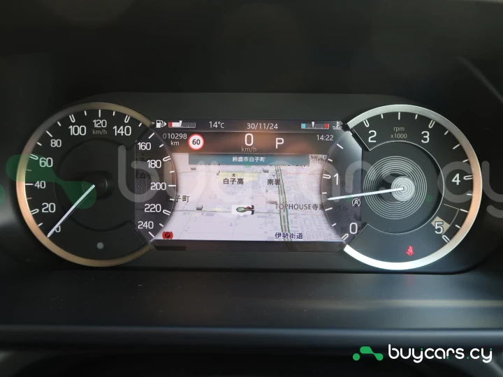 Land Rover Defender Черный