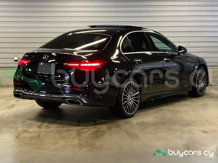 Mercedes C-class Черный