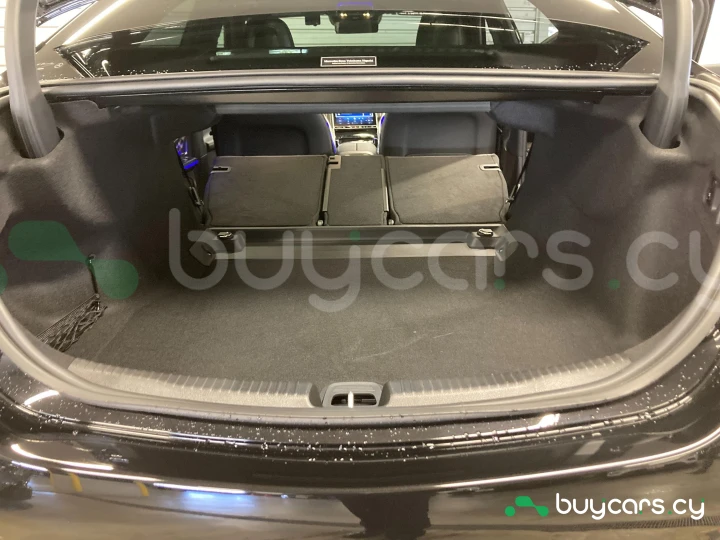 Mercedes C-class Черный