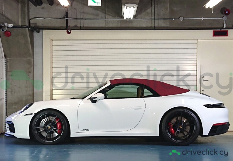 Porsche 911 White