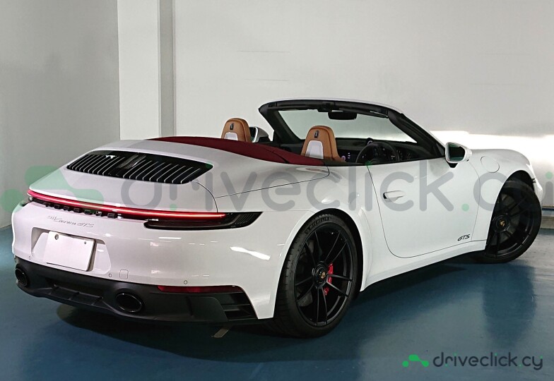 Porsche 911 White